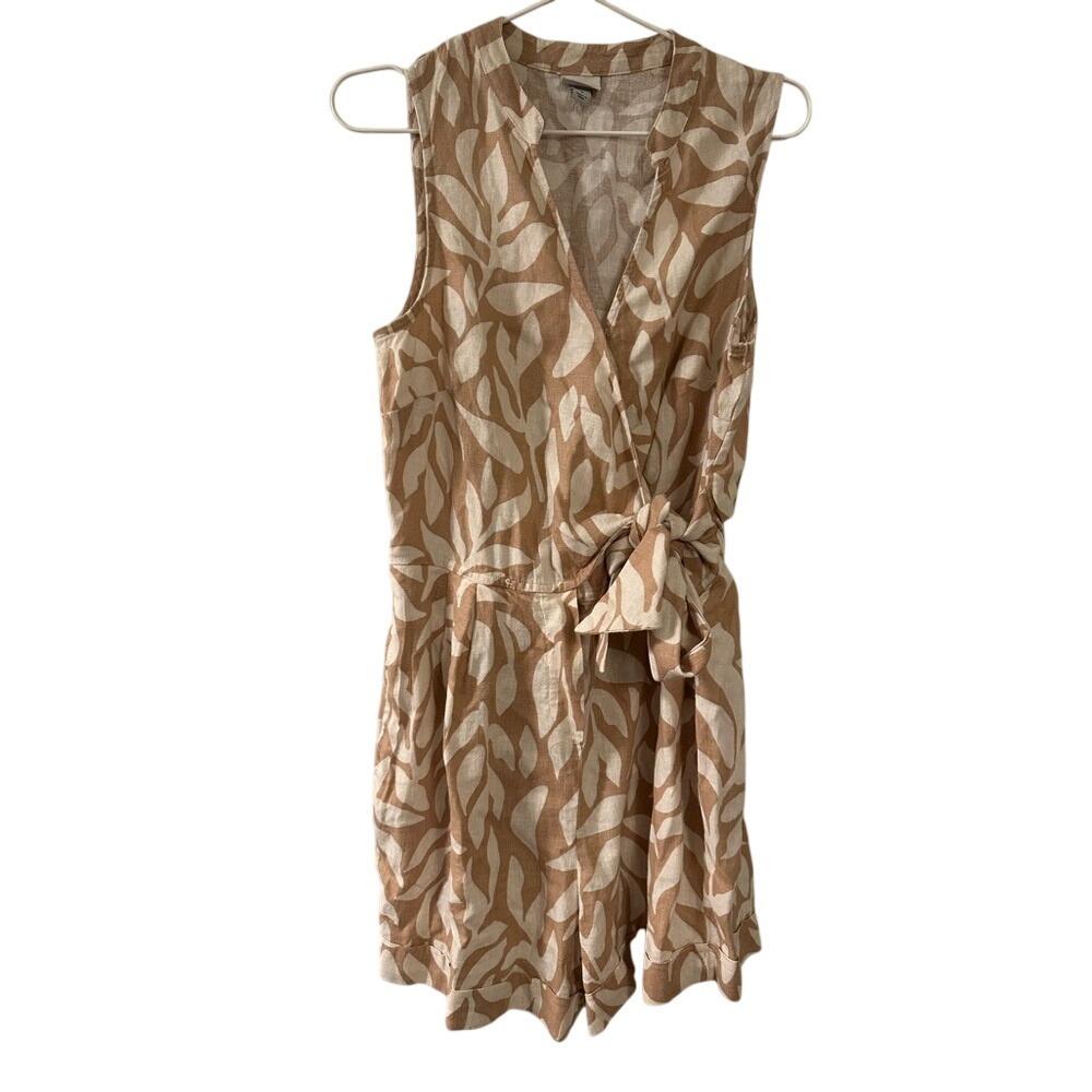 A New Day Beige Leaf‎ Print shorts romper size S